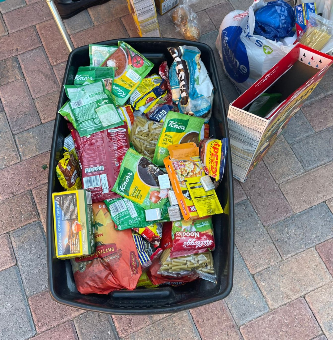 Student Committee Food Drive - Image 5