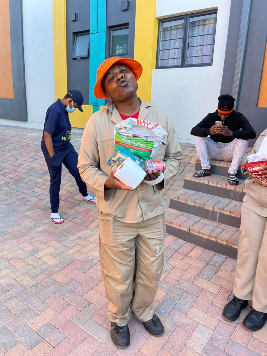 Student Committee Food Drive - Image 6